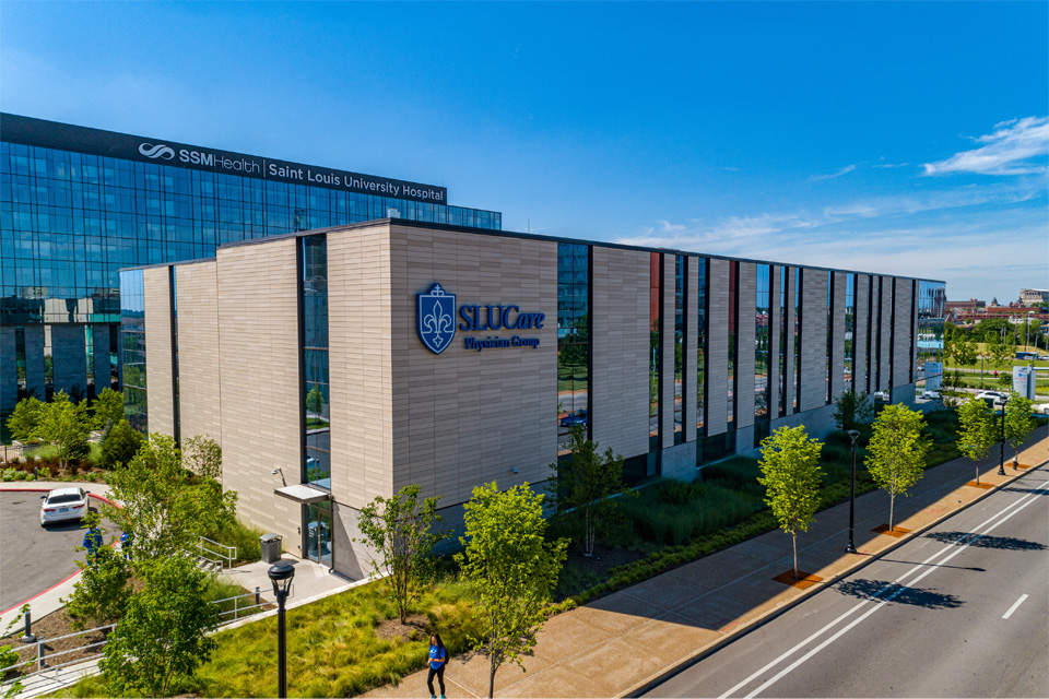 Image of the SLUCare Center for Specialized Medicine and the SSM Health Saint Louis University School of Medicine 